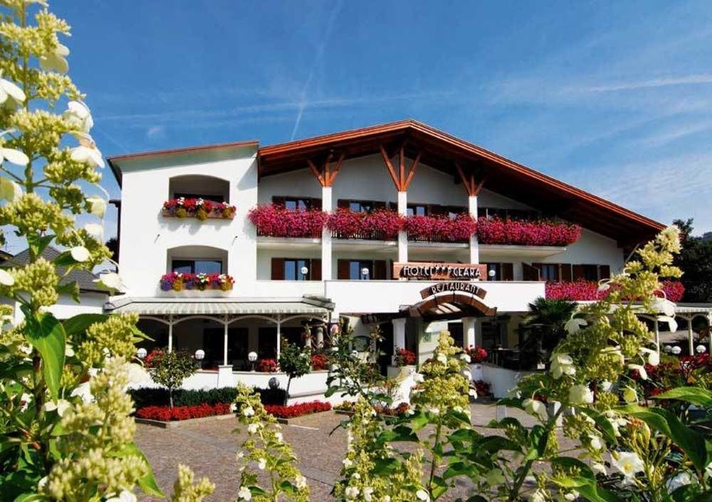 Hotel Clara Vahrn Exteriör bild